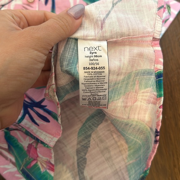 Next (English Brand) resort set. 2-3T NWT - Picture 7 of 8